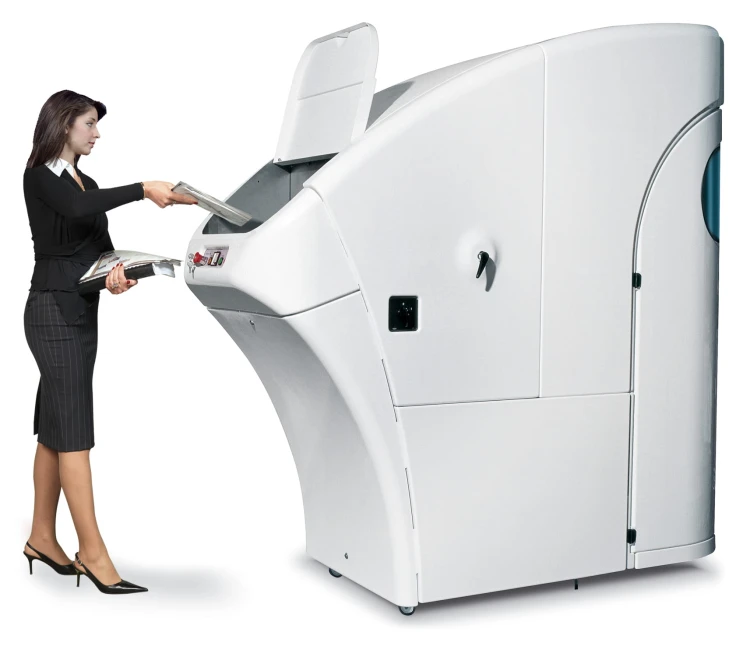 kobra-cyclone-with-lady-inserting-paper.jpg