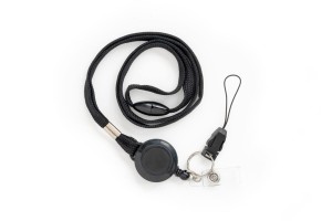 Taśma wypinająca z mechanizmem ściągającym, klipsem i zawieszką CZARNA / opk 10szt   