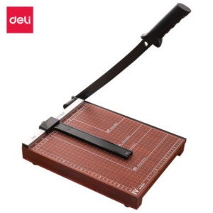 Gilotyna Deli E8004 A4 - pojemność cięcia 12 kartek